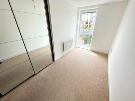 3 bedroom apartment to rent - Photo 5