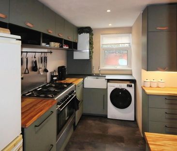 2 bedroom terraced house to rent - Photo 3