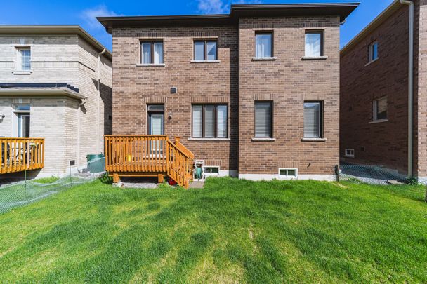 For Lease - 147 Prairie Rose Drive, Richmond Hill, Ontario - Photo 1