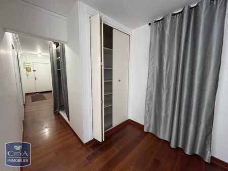 Location Appartement 4 pièces 77m² TRAPPES 78190 - Photo 3