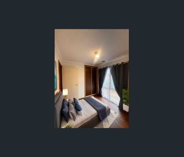 Spacious Family Home on Generous 562m² Corner Block in Central Werr... - Photo 5