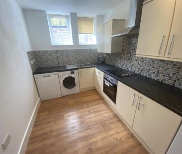 2 bedroom apartment to rent - Photo 6