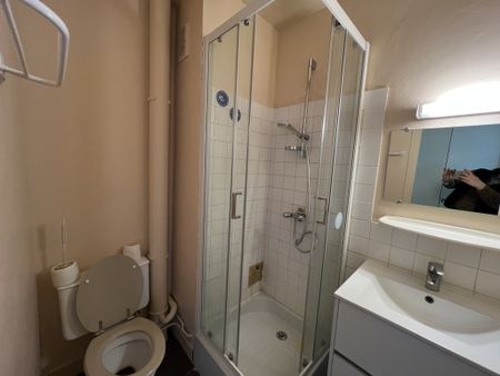 Location Appartement 1 pièce 30m² ST LO 50000 - Photo 3