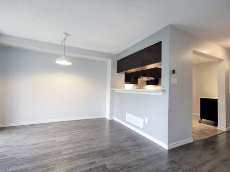For Lease - 4600 Kimbermount Avenue Unit# 40, Mississauga, Ontario - Photo 2