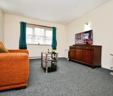 2 bedroom Flat To Let Total Size: 603 SQ FT - Photo 6