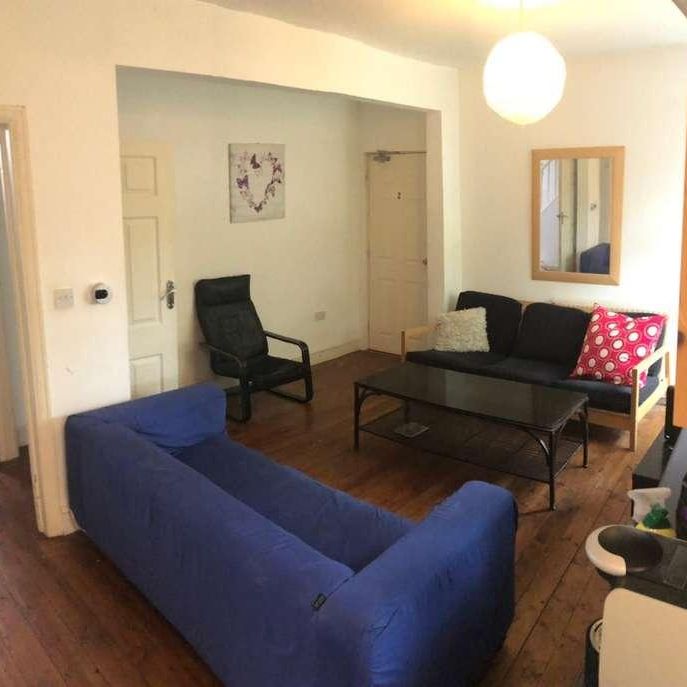 Edgeworth Drive, Fallowfield, Manchester, M14 - Photo 1