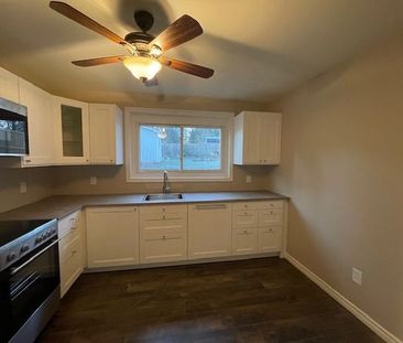 For Lease - 329 Thompson Road, London South, Ontario - Photo 2