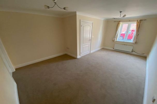 3 bedroom terraced house to rent - Photo 1