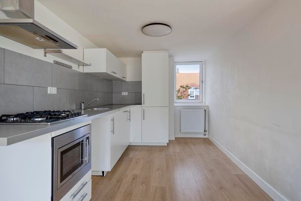 Te huur: Appartement Haarlemmermeerstraat 127 4 in Amsterdam - Photo 1