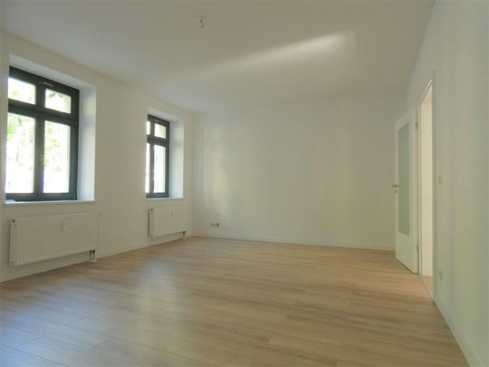 Helle, geräumige 3-Raum Whg. mit Balkon und Bad mit Fenster! - Photo 1