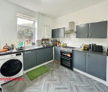 3 bed end of terrace house to rent in Sherwood Crescent, Rotherham - Photo 6