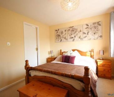 3 bedroom property to rent in Worcester - Photo 1