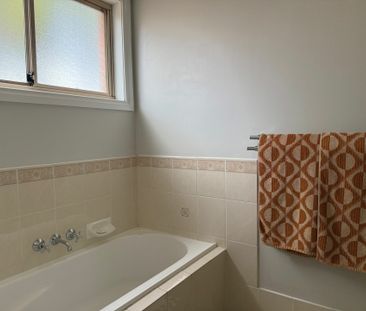 Rental in Dubbo - Close to Shops and Schools - Photo 6