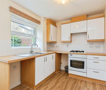 3 bedroom end of terrace house to rent - Photo 6