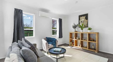 Well Presented 3 Bedroom Home - Photo 3