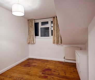 4 Bed Maisonette, Iverson Road, NW6 - Photo 2