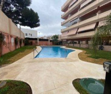 Alquiler de piso en Centro - Photo 2
