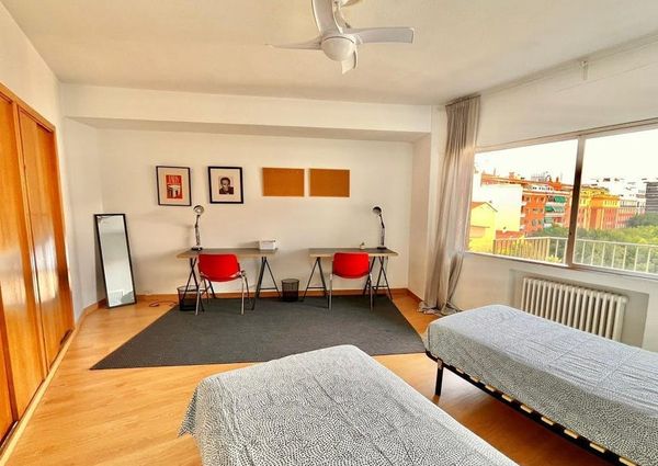 Calle de Santa Cruz de Marcenado, Madrid, Community of Madrid 28015