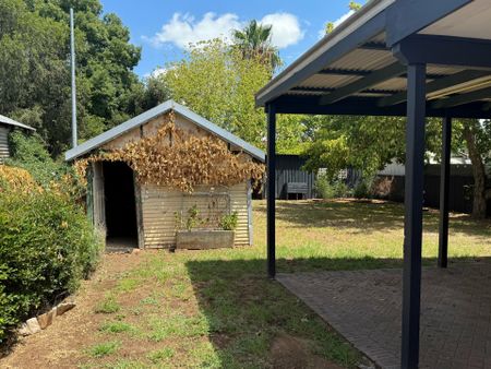 Family-Friendly Home for Rent in Dubbo - Photo 5