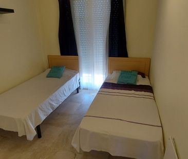 2 Bedroom Apartment For Rent in La Duquesa, Málaga - Photo 5