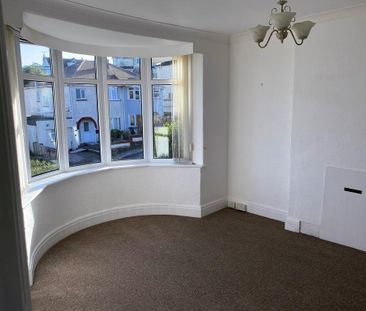 2 bedroom detached bungalow to rent - Photo 2