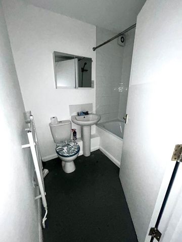 1 bedroom property to rent - Photo 3