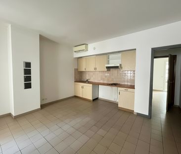 Location Appartement 1 pièce 34m² - Photo 3