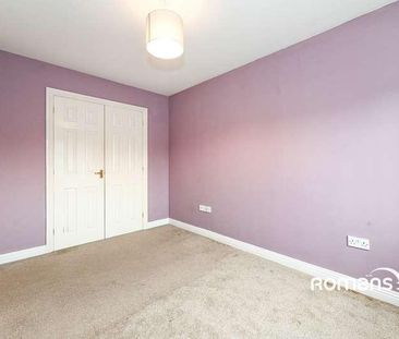 Roebuck Estate, Binfield, Bracknell, Berkshire, RG42 - Photo 1