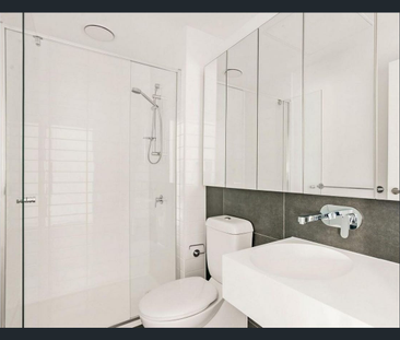 Spacious One-Bedroom Gem in Manhattan's Upper West Side Complex - Photo 4