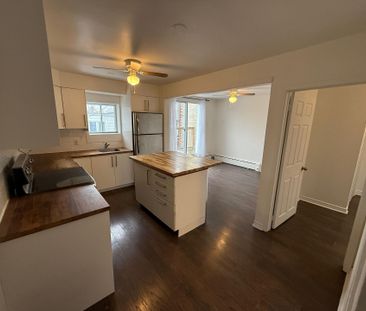 For Lease - 331 Oakwood Avenue, Toronto, Ontario - Photo 2