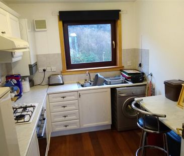 2 bedroom flat to rent - Photo 5