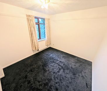 2 bedroom ground floor flat to rent - Photo 1