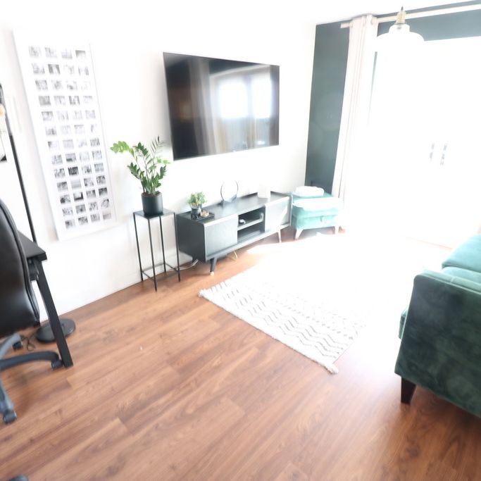 80 Boothferry Park Halt - Photo 1