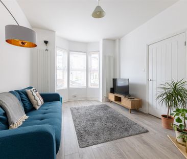 Edinburgh Road , E17 7QA - Photo 4