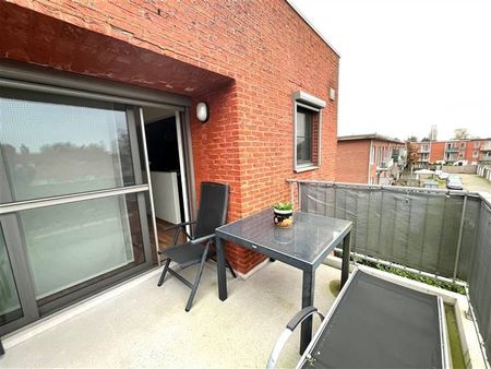 Appartement te huur - Foto 2