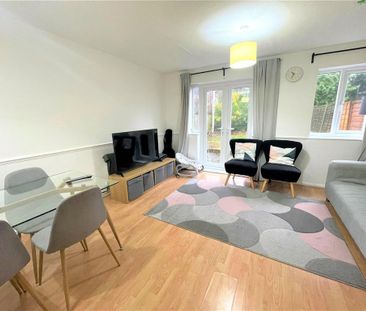 2 bedroom semi-detached house to rent - Photo 3