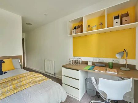 Platinum Studio - Photo 5