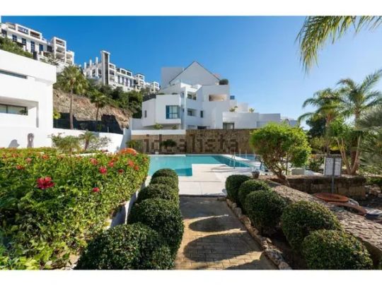 Alquiler de piso en Calle Gene Kelly - Photo 1