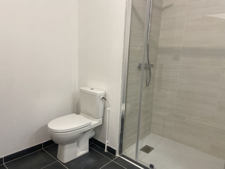 Appartement BEZANNES - RUE MARIE PARADIS - Photo 4