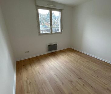 Location Appartement 2 pièces 46m² ST ETIENNE 42000 - Photo 3
