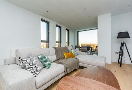 2 Bed Flat, Station Approach, E17 - Photo 2