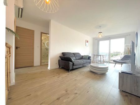 Location Appartement 3 pièces 55m² BASTIA 20600 - Photo 2