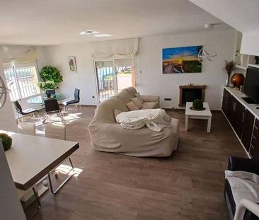 4 room luxury House for rent in Casares, Spain - Photo 2