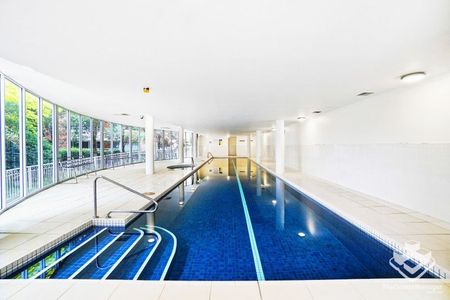 4 BEDROOM 1 STUDY TOWN HOSE IN RESORT COMPLEX - Photo 4