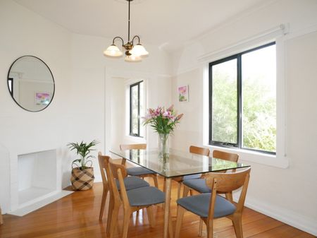 Fully Furnished and Centrally Located - Photo 5