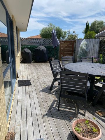 Family Home in a Private Setting - Photo 2