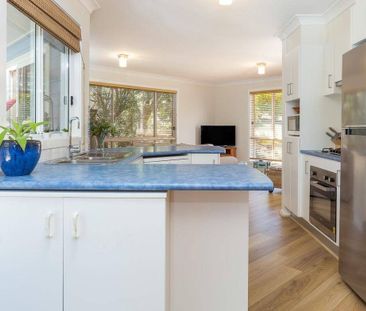 Spacious and Modern Family Home for Rent in Lilli Pilli! - Photo 6