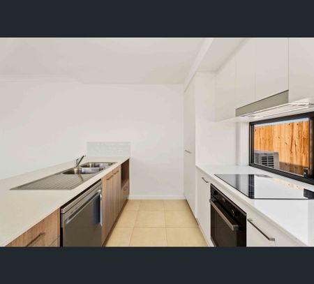 1/15 Kehlet Street, Point Vernon, Qld 4655 - Photo 5