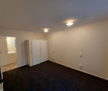 One Bedroom Unit in Blagdon - Photo 6