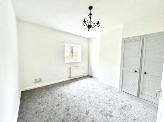 2 bedroom house to rent - Photo 1